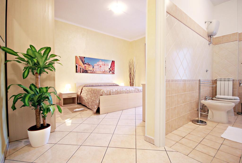 Guesthouse Holiday And Roma Rom bilde