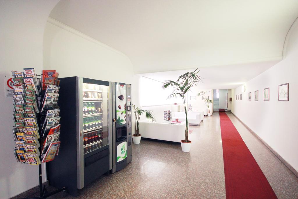 Guesthouse Holiday And Roma Eksteriør bilde